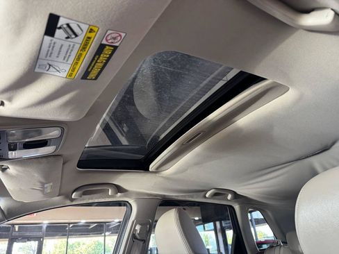 Used 2010 Acura RDX SH-AWD image 32