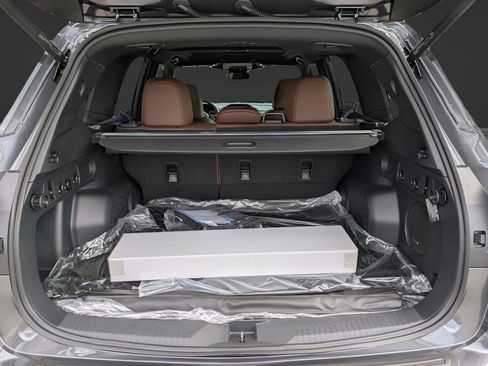 Certified 2026 Subaru Forester Touring AWD/4WD image 12