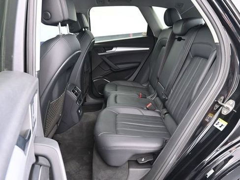 Used 2018 Audi Q5 2.0T Premium AWD/4WD image 35