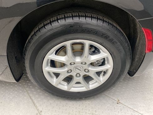 Used 2023 Chrysler Pacifica Touring-L FWD image 10