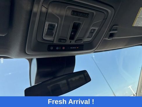 Used 2023 Chevrolet Silverado 1500 RST w/ Convenience Package II RWD image 9