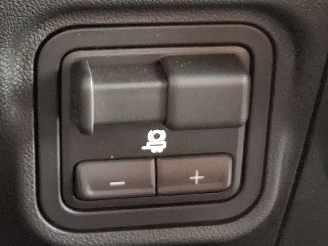 Used 2026 GMC Hummer EV 3X AWD/4WD image 18