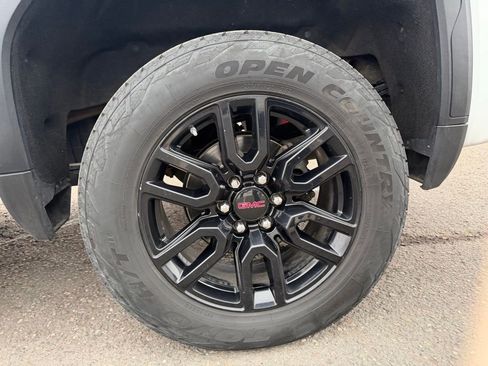 Used 2019 GMC Sierra 1500 AT4 w/ AT4 Premium Package image 18