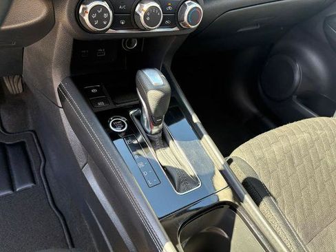 Certified 2024 Nissan Kicks SV image 21