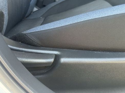 Used 2023 Nissan Versa SV FWD image 27