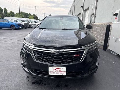 Used 2022 Chevrolet Equinox RS w/ LPO, Floor Liner Package AWD/4WD image 8