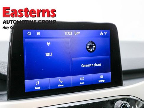 Used 2022 Ford Escape SE w/ Cold Weather Package image 19