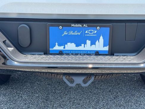 New 2026 Chevrolet Colorado W/T w/ WT Custom Package RWD image 9
