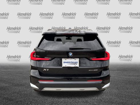 Certified 2025 BMW X1 xDrive28i image 9