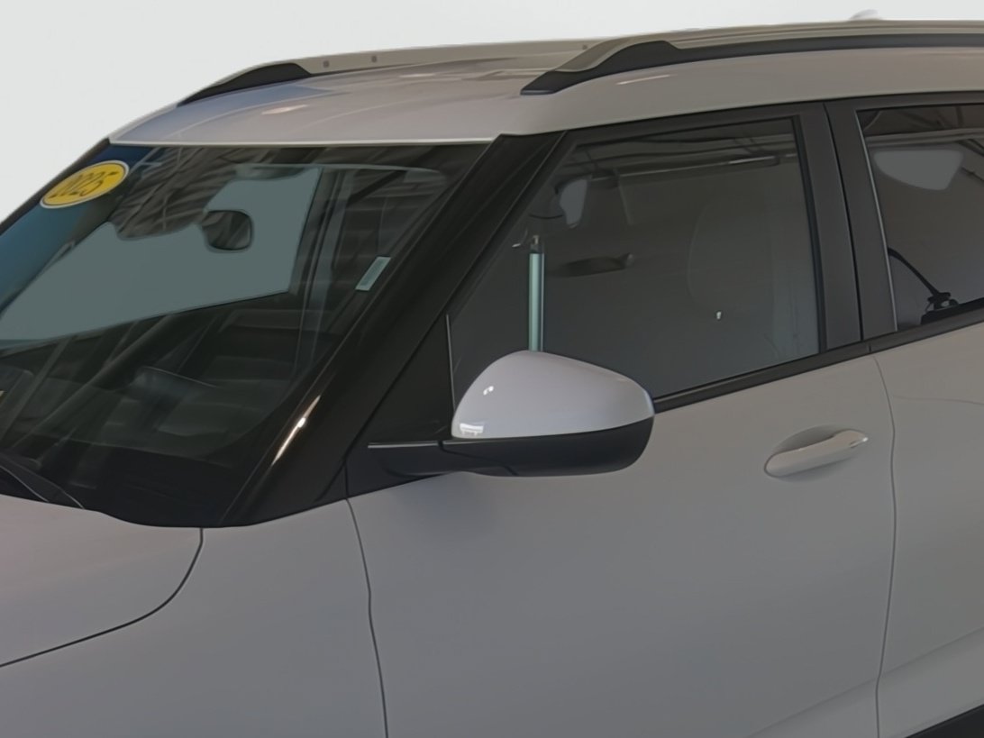 Used 2025 Chevrolet TrailBlazer LT AWD/4WD image 8