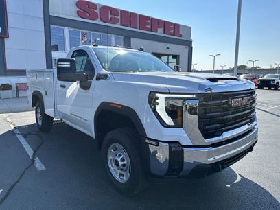Used 2024 GMC Sierra 2500 Pro w/ Convenience Package
