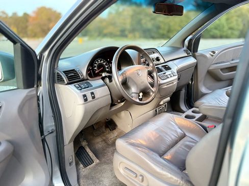 Used 2010 Honda Odyssey EX-L image 15