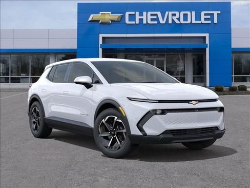 New 2026 Chevrolet Equinox EV LT image 7