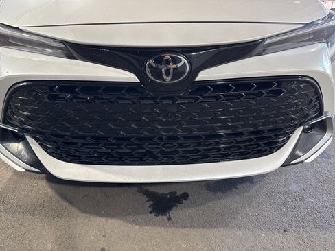 Used 2023 Toyota Corolla XSE image 3