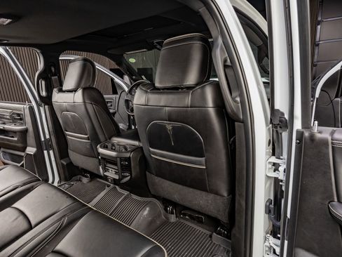 Used 2023 RAM 3500 Limited w/ Night Edition image 31