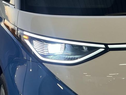 New 2025 Volkswagen ID. Buzz Pro S Plus image 7