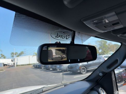 Used 2013 Ford F150 XLT w/ Luxury Equipment Group image 11