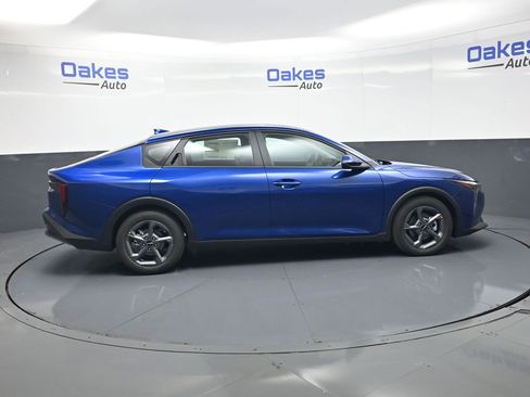 New 2026 Kia K4 FWD image 9