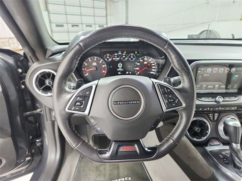 Used 2018 Chevrolet Camaro SS image 23