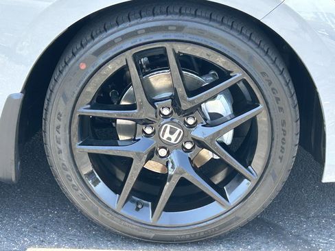 Used 2026 Honda Civic Sport image 7