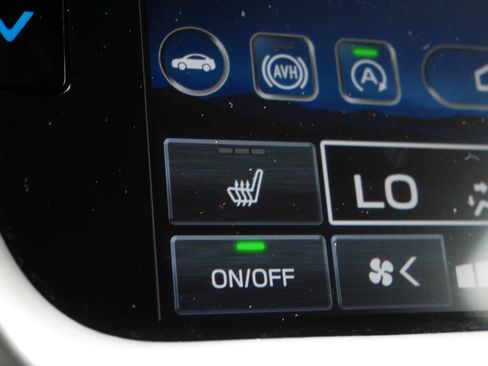 Used 2025 Subaru Outback Premium AWD/4WD image 30