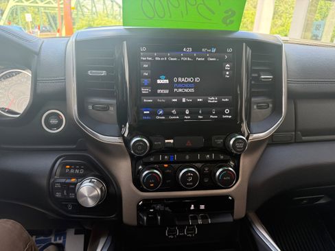 Certified 2021 RAM 1500 Laramie image 17