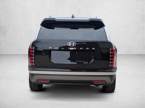 Used 2026 Hyundai Palisade SEL FWD image 8