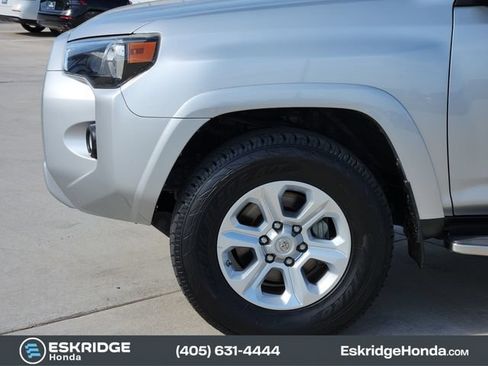 Used 2019 Toyota 4Runner SR5 Premium AWD/4WD image 8