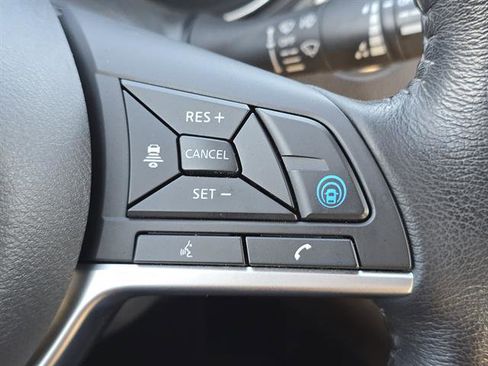 Used 2019 Nissan Rogue Sport SV w/ Technology Package image 18