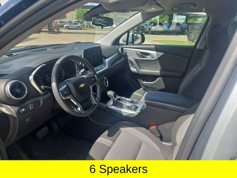 Used 2025 Chevrolet Blazer LT AWD/4WD image 9