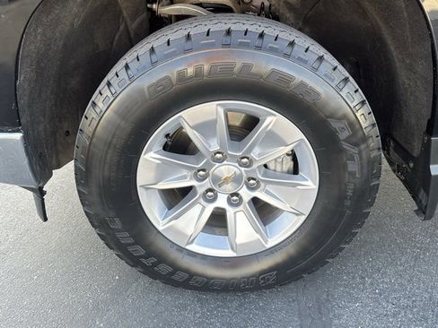 Certified 2025 Chevrolet Silverado 1500 LT w/ Work Truck Package image 36