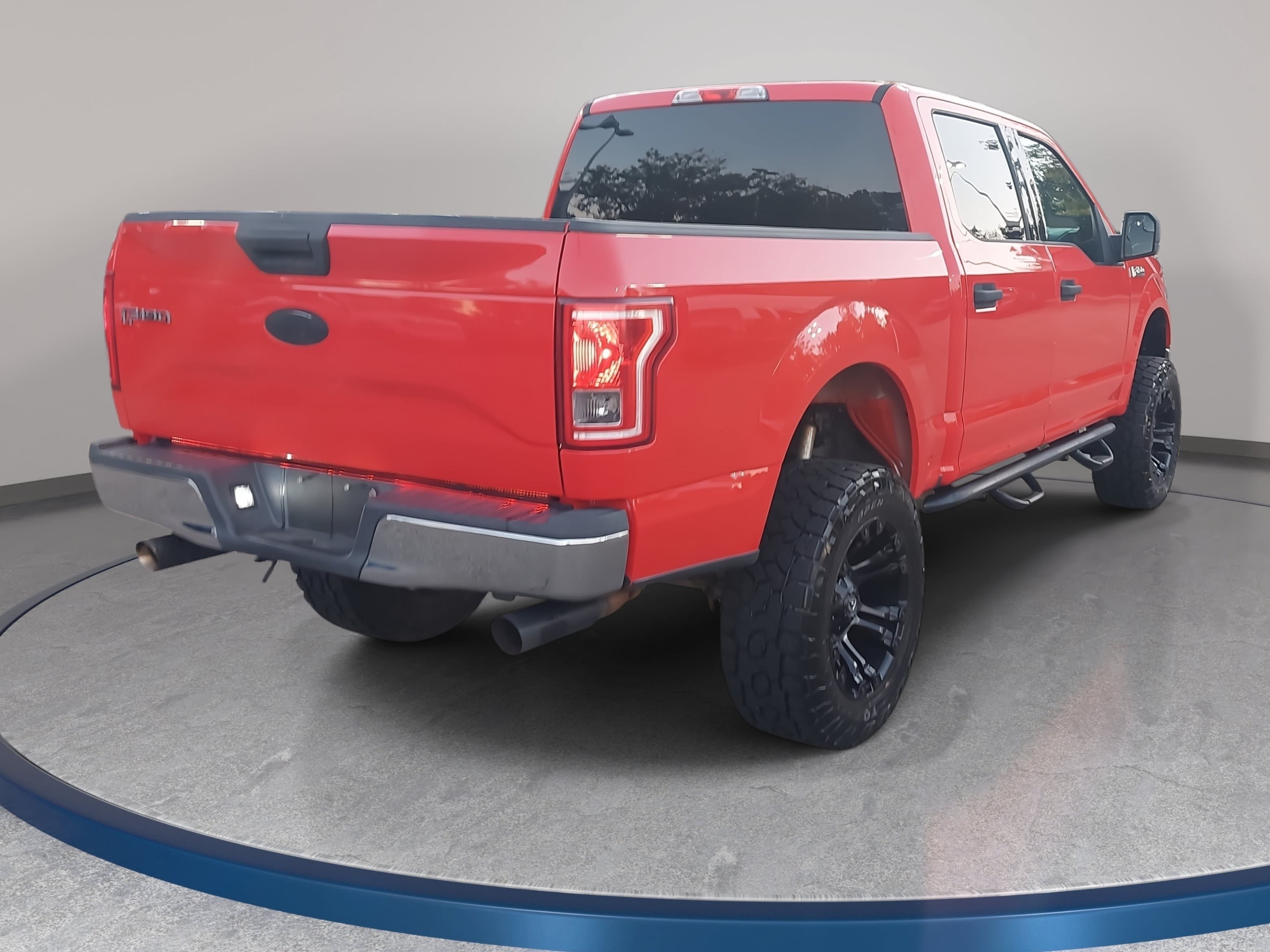 Used 2016 Ford F150 XLT AWD/4WD image 5