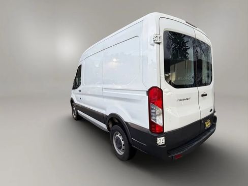 Used 2017 Ford Transit 250 130 Medium Roof image 5