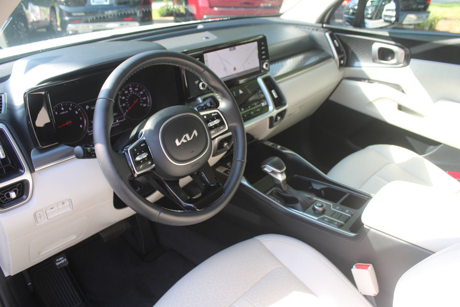 Certified 2023 Kia Sorento S w/ Panoramic Sunroof Package FWD image 22