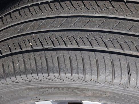 Used 2024 Nissan Altima 2.5 SV image 14