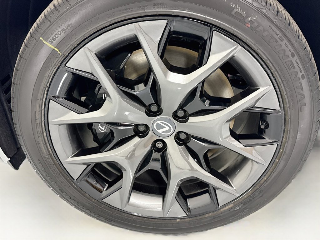 New 2026 Lexus TX 500h AWD w/ Technology Package image 32