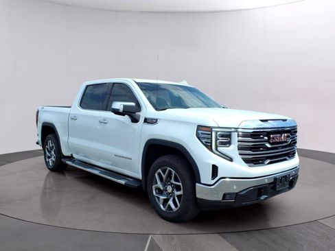 Used 2023 GMC Sierra 1500 SLT w/ SLT Premium Plus Package AWD/4WD image 7