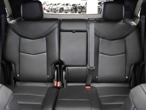 Used 2025 Cadillac XT5 Premium Luxury image 39