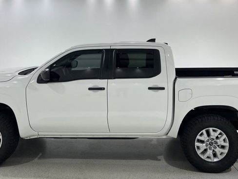 Used 2022 Nissan Frontier S w/ Technology Package image 2