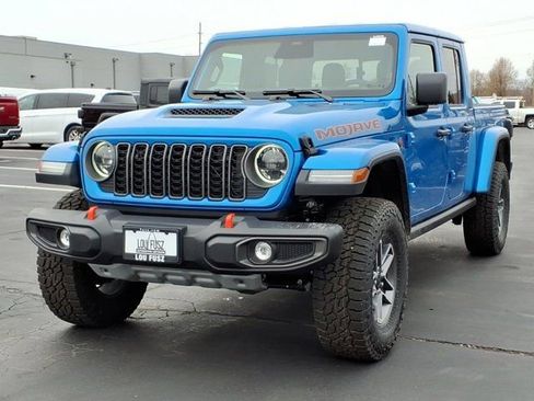 New 2026 Jeep Gladiator Mojave image 2
