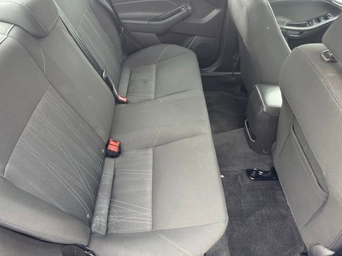 Used 2017 Ford Focus SE FWD image 40