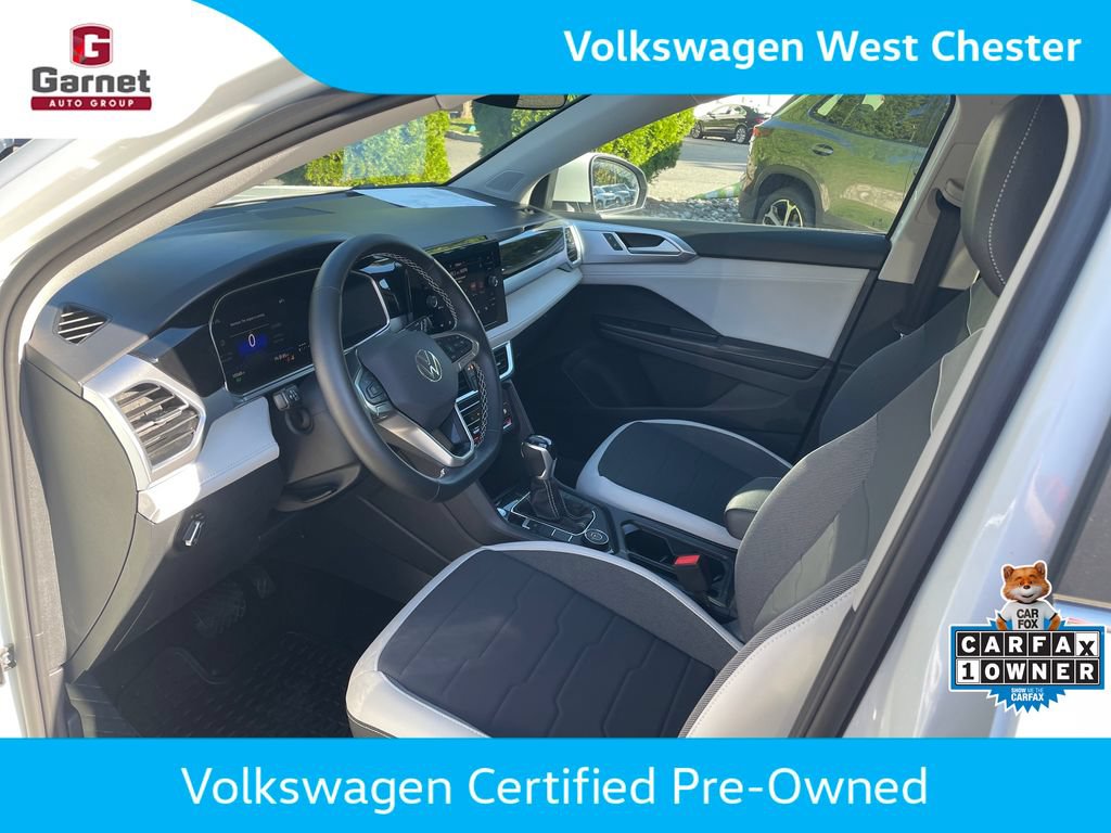 Certified 2025 Volkswagen Taos SE AWD/4WD image 10