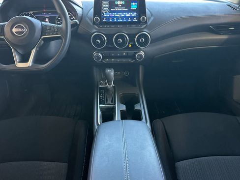Used 2024 Nissan Sentra SV FWD image 4
