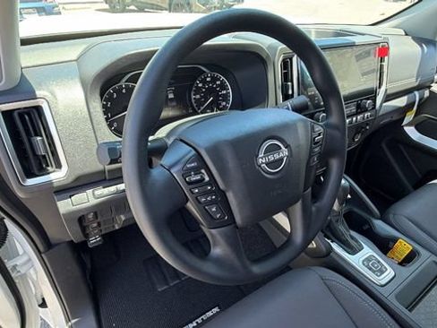 New 2026 Nissan Frontier SV w/ Tow Package AWD/4WD image 30