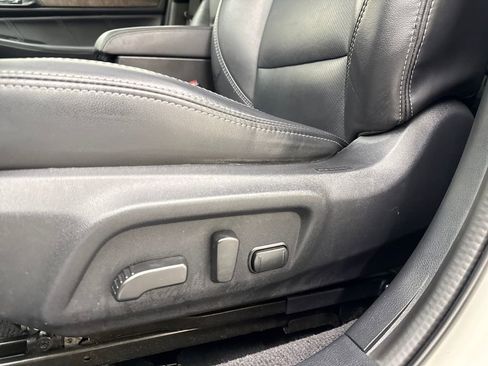 Used 2019 Subaru Outback 2.5i Limited w/ Popular Package #2 image 14