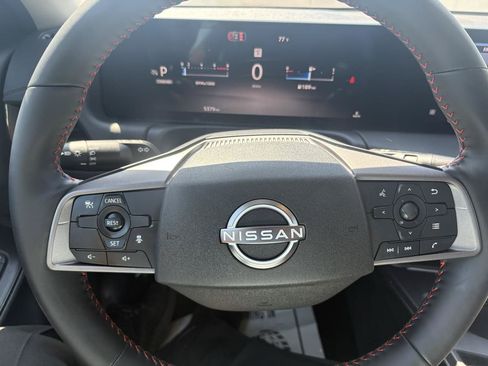 Used 2026 Nissan Sentra SR w/ Floor Mat Package FWD image 24