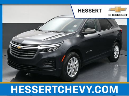 Used 2022 Chevrolet Equinox LS w/ LS Convenience Package AWD/4WD image 1