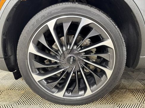 Used 2025 Lincoln Aviator Reserve w/ Equipment Group 201A AWD/4WD image 9