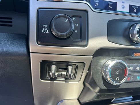 Used 2022 Ford F350 Lariat w/ Chrome Package AWD/4WD image 25