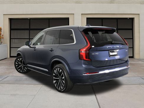 New 2026 Volvo XC90 B6 Plus w/ Protection Package image 3